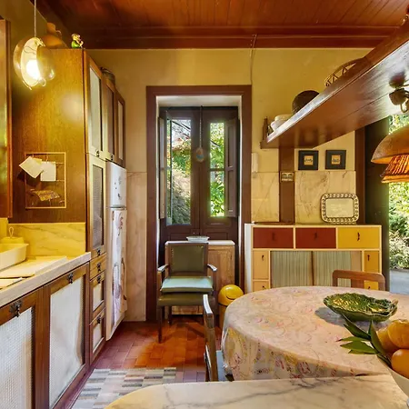 Casa S Martinho بيت للعطل