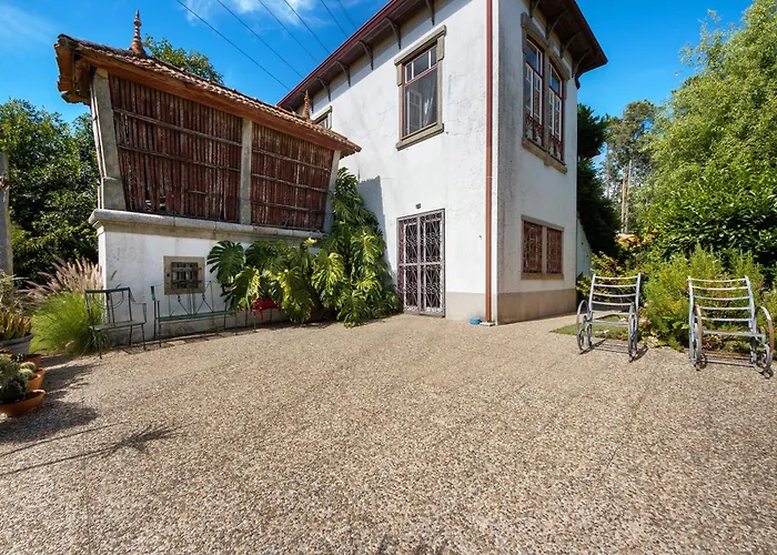 Casa S Martinho * 올리베이라데아제메이스